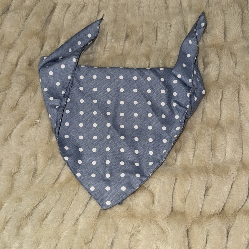 Pet wear Blue & white Polka Dot pet Bandana/scarf. New